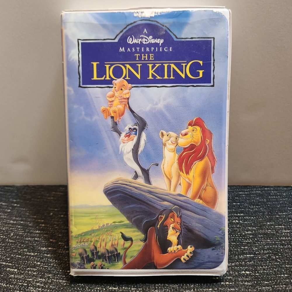 🖤 The Lion King VHS, 1995 Case Shows Wear masterpiece collection